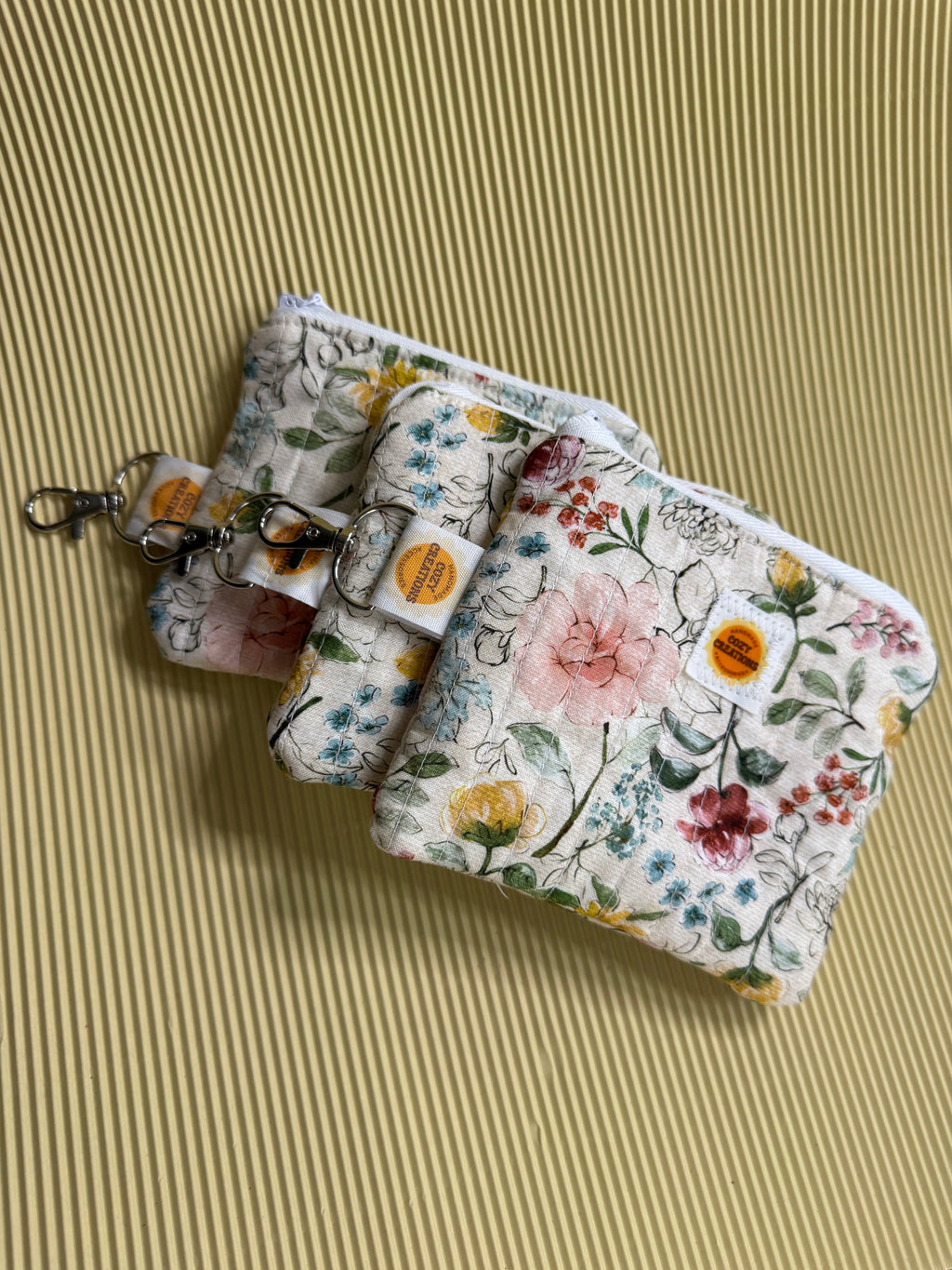 Victoria Large Keychain Wallet