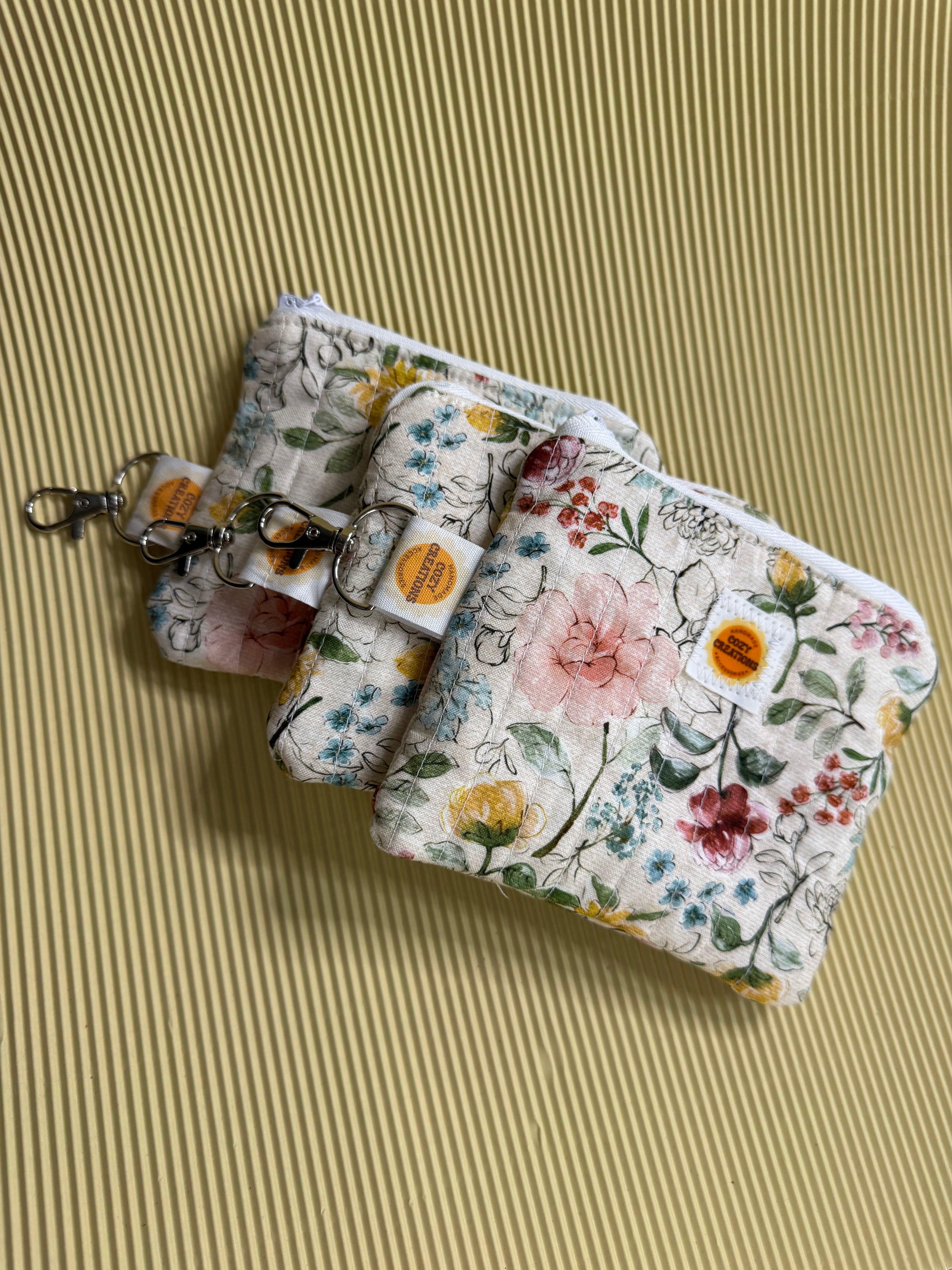 Victoria Large Keychain Wallet
