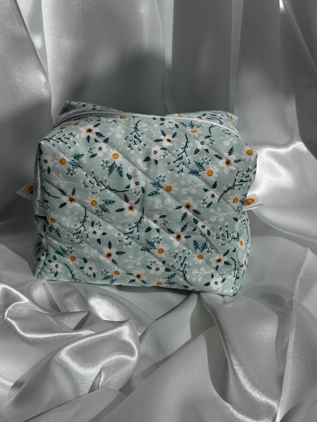 Daisy Cosmetic Bag